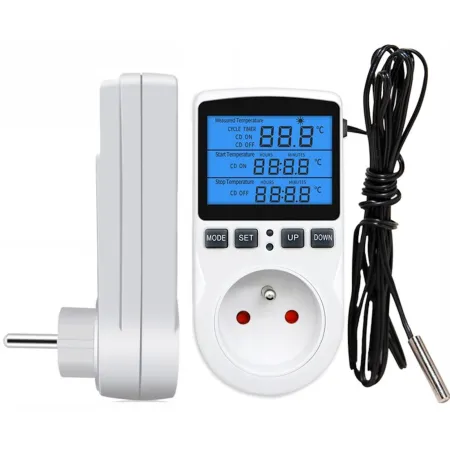Termostat z gniazdem 230V