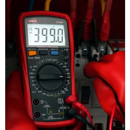 Miernik samochodowy Uni-T UT105+